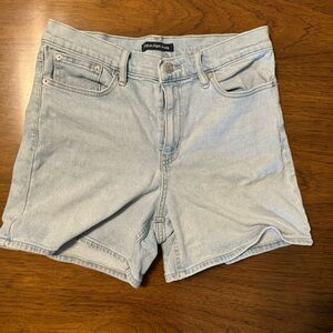 Calvin‎ Klein Shorts High Waisted Light Wash Blue Jeans Sz 12
